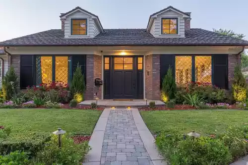 Landscaping Ideas For Front Of House