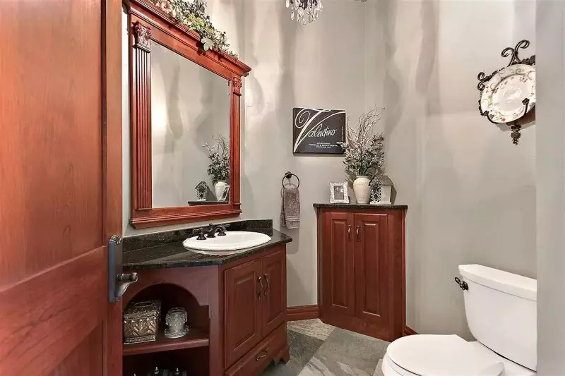 Small Bathroom Ideas