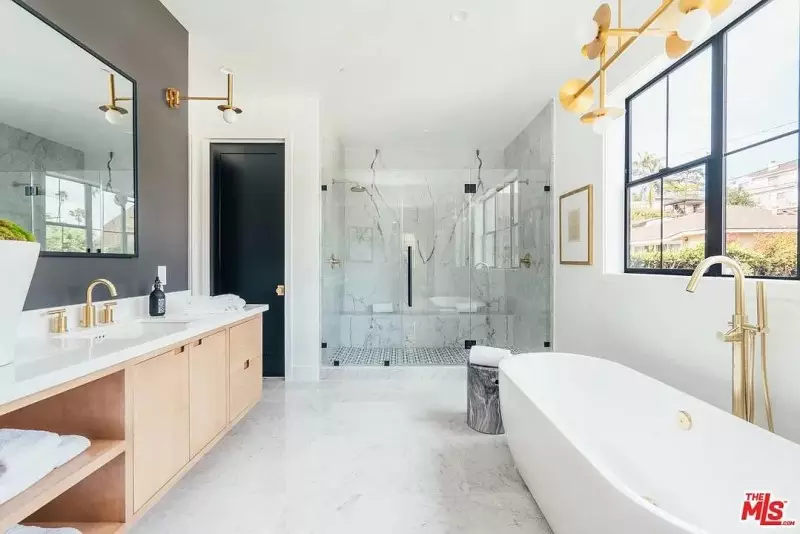 modern bathroom colors