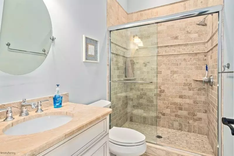 Small Bathroom Designs