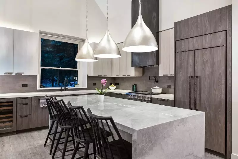 Kitchen Island with Seating