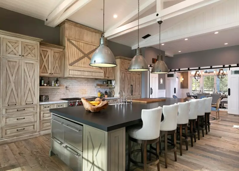 Rustic Kitchen Decor