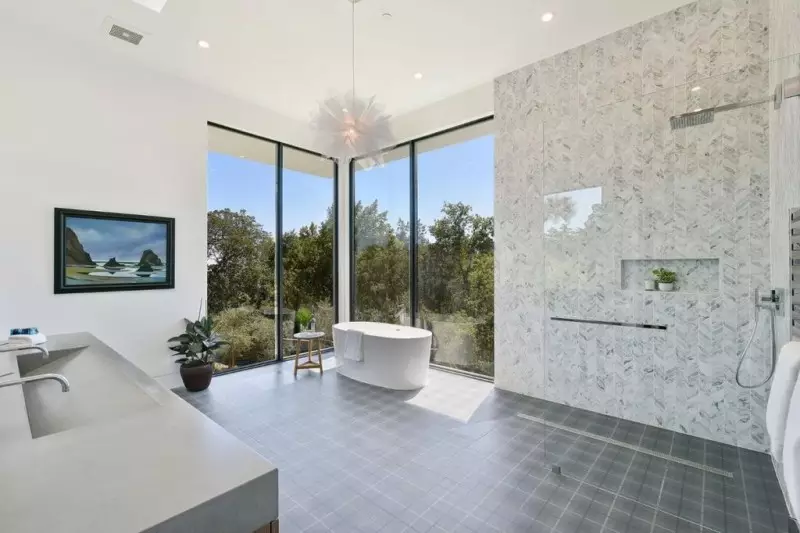 Modern Bathrooms