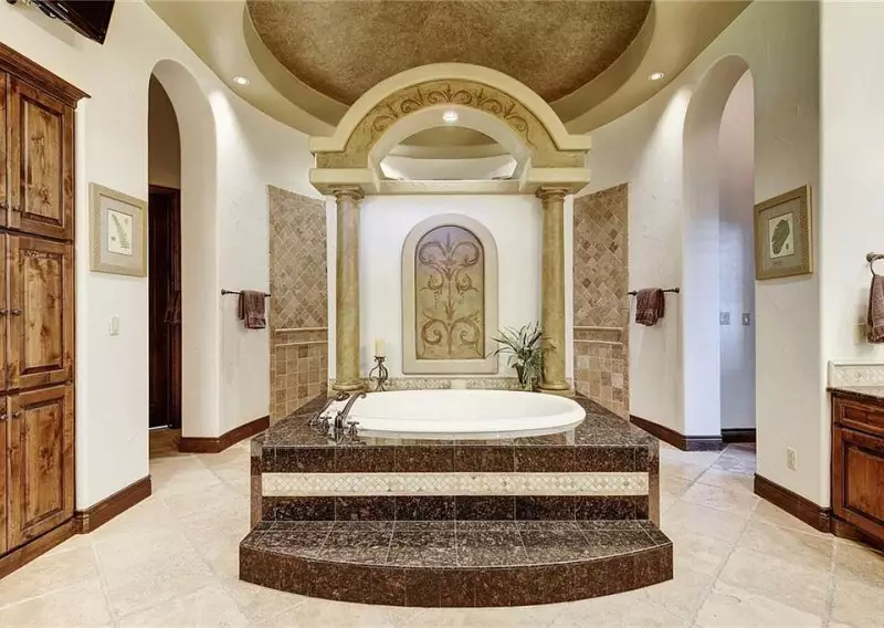 Bathroom Tiles Design