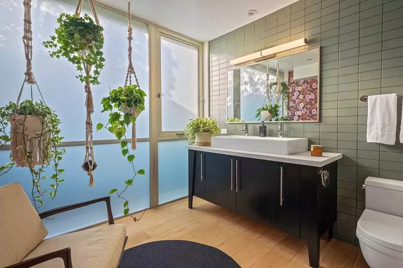 Small Bathroom Ideas