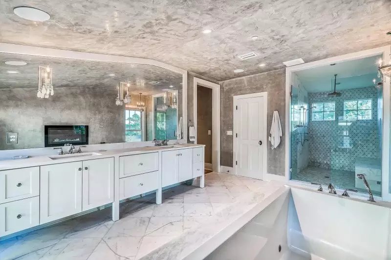 Bathroom Colors