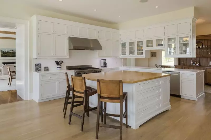 Kitchen Cabinet Refacing