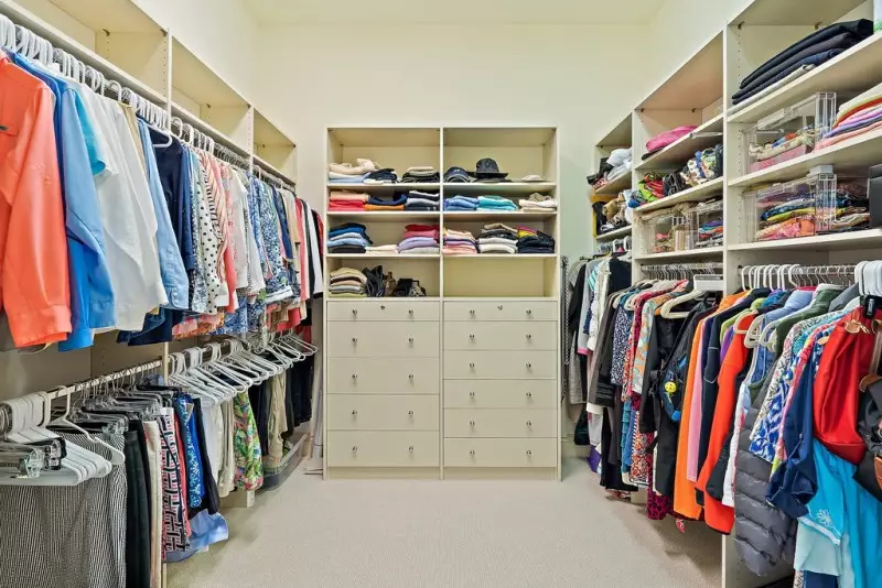 Luxury Bedroom Closets