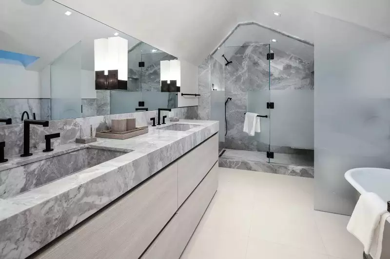 Grey Bathroom Ideas