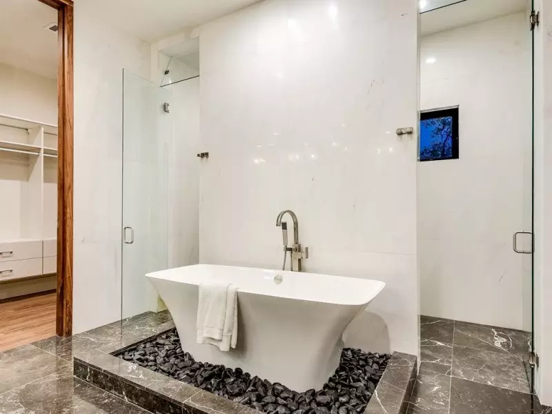 Modern Bathroom Ideas