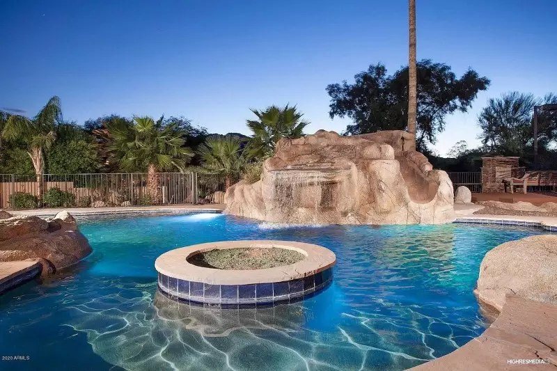 Pool Landscaping Ideas