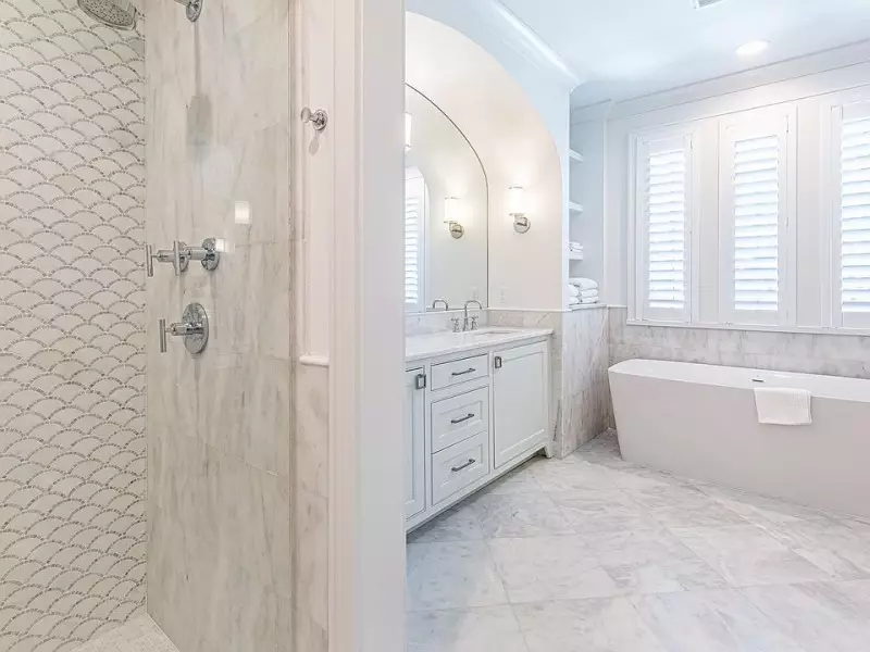 Luxury Master Bathroom