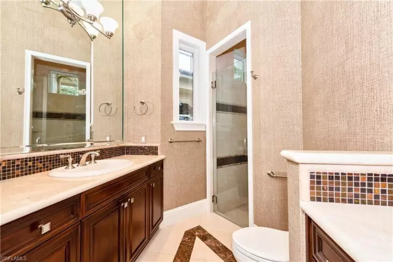 Small Bathroom Designs