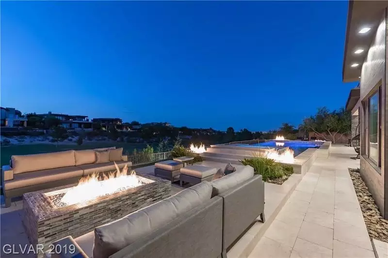 Modern Fire Pit