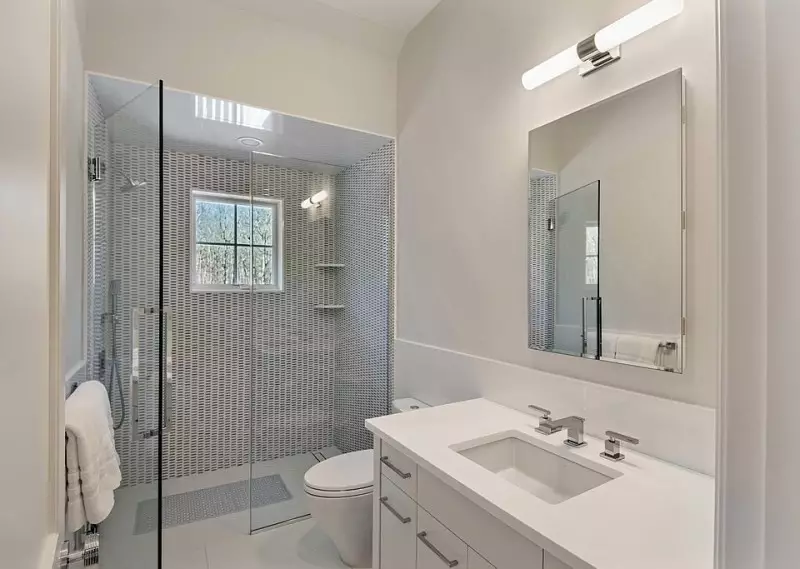 Small Bathroom Remodel Ideas