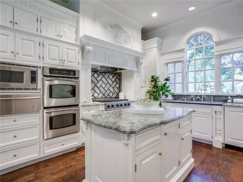 Small Kitchen Island