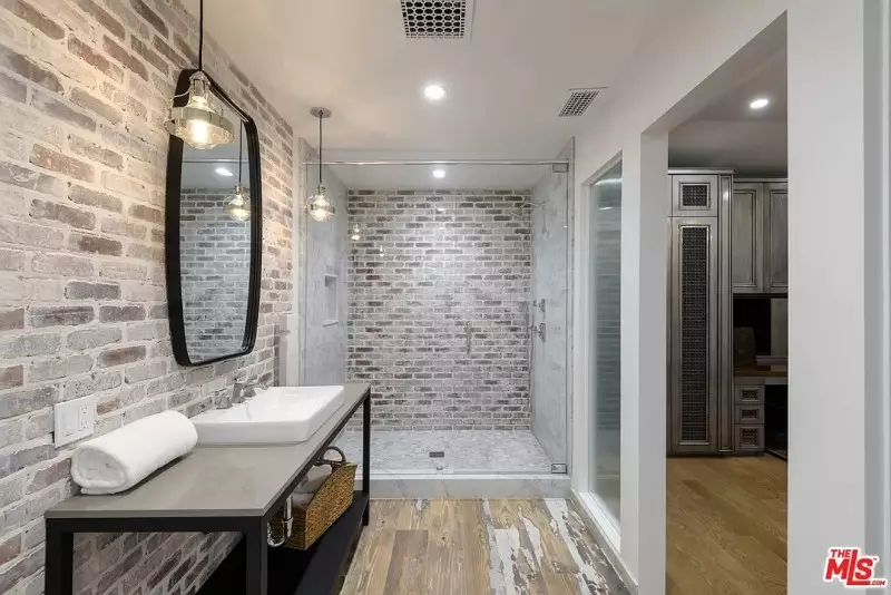 Small Bathroom Ideas