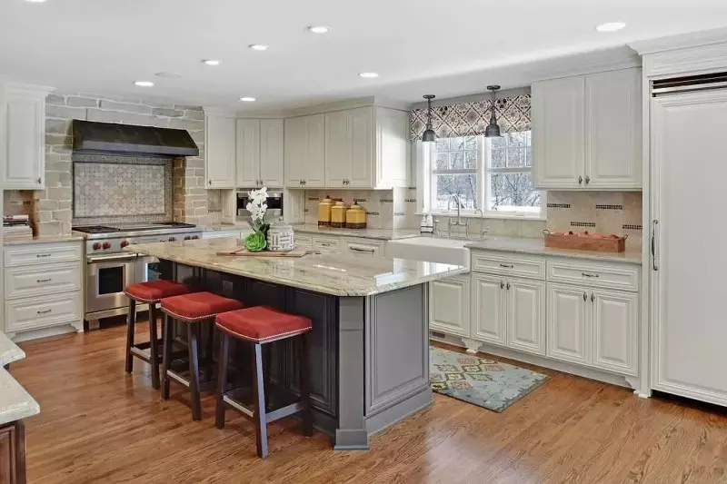 Small Kitchen Remodel