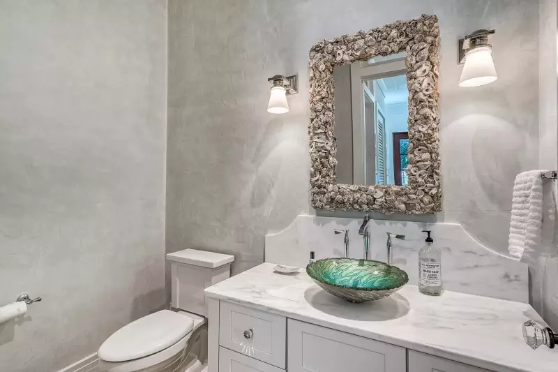 Bathroom Paint