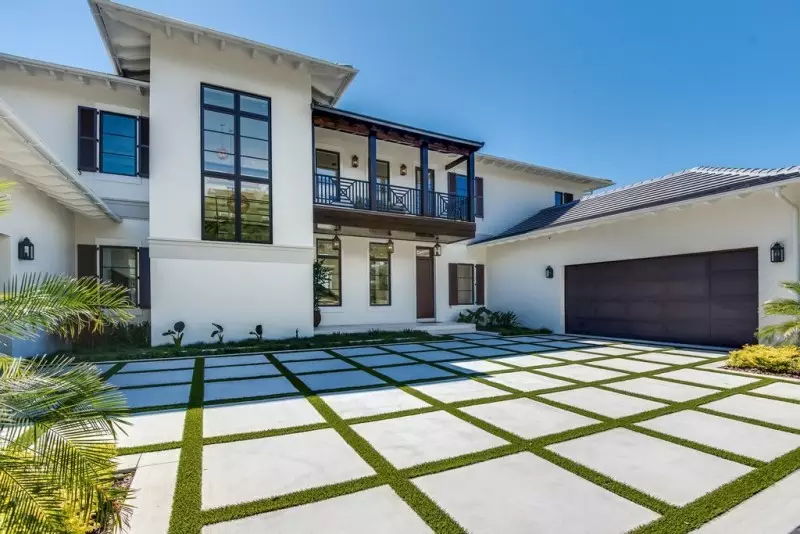 Replacing your Driveway