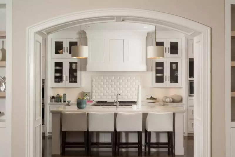 Kitchen Island with Seating