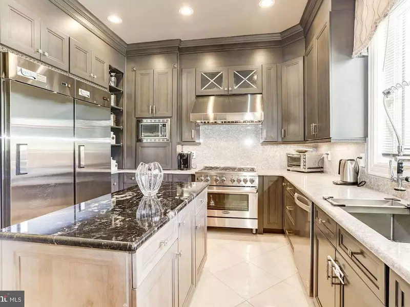 Kitchen Design Pictures