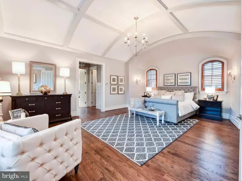 Bedroom Colors & Decor