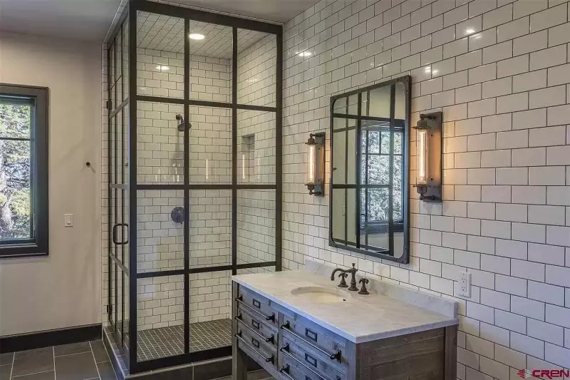 small bathroom ideas