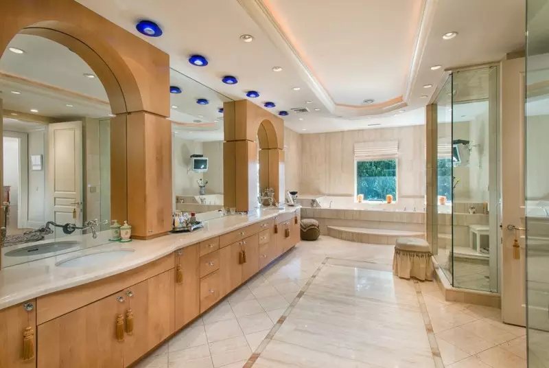 Bathroom Color Ideas