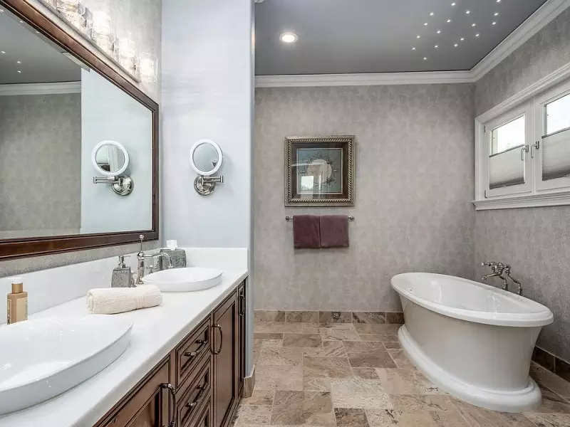 Grey Bathroom Ideas