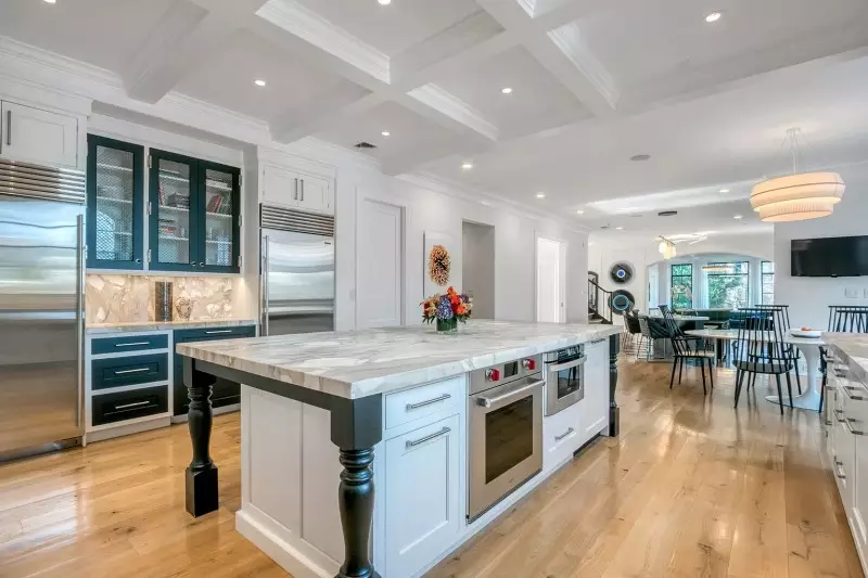 Kitchen Island Cabinets