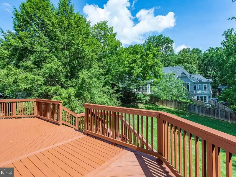 Simple Wood Deck Railing Ideas