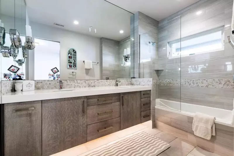 small bathroom designs with shower
