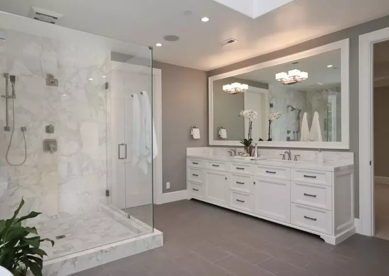 Corner Shower Stalls