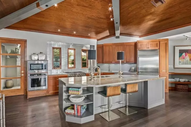 Kitchen Island Cabinets