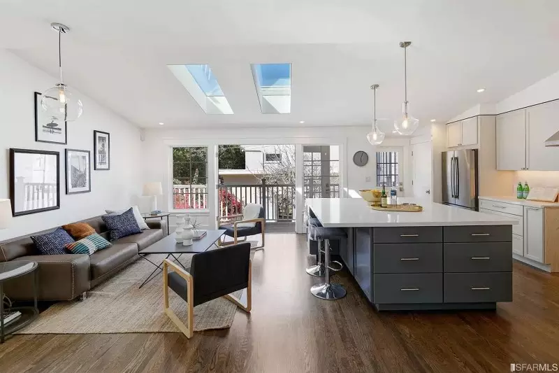 Small Kitchen Ideas