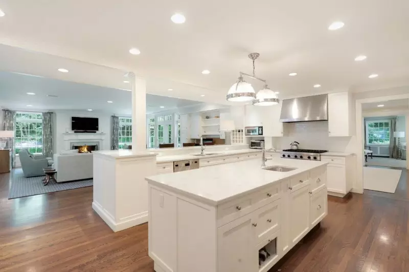 Kitchen Cabinet Design