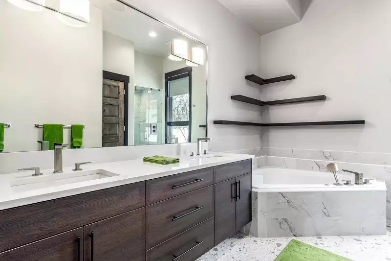 Master Bathroom Designs