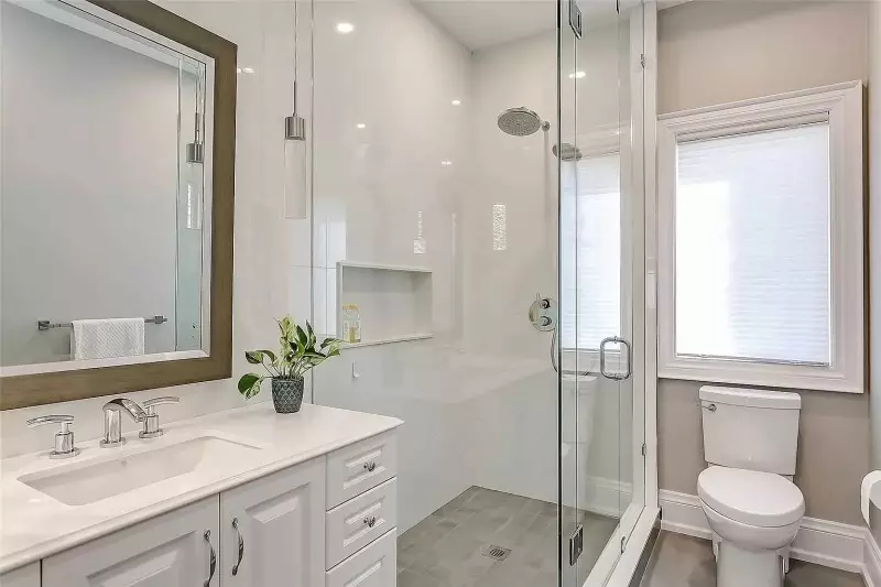 Corner Walk In Shower