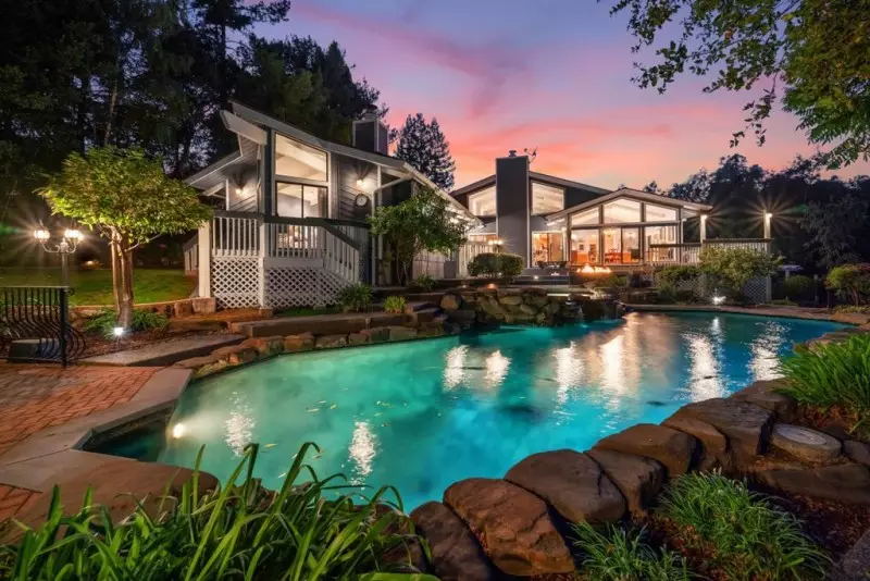 Inground Swimming Pools