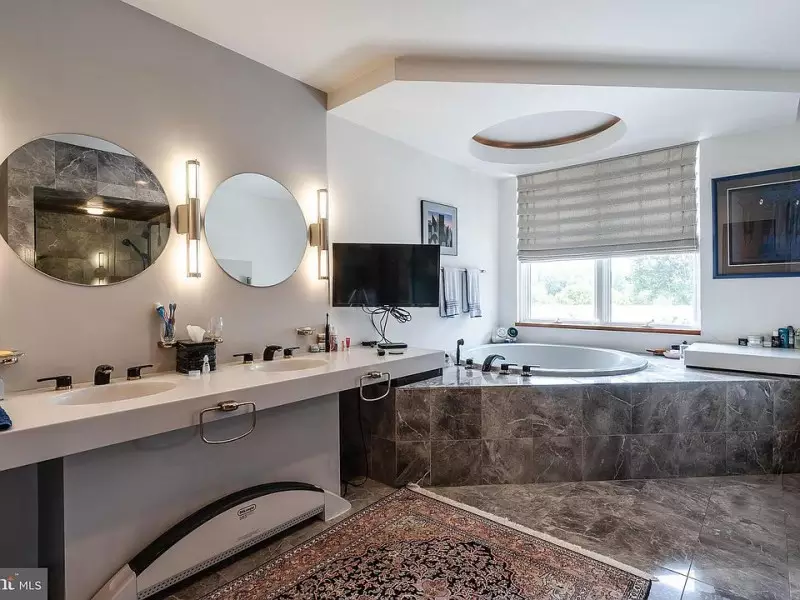 Modern Bathroom Designs