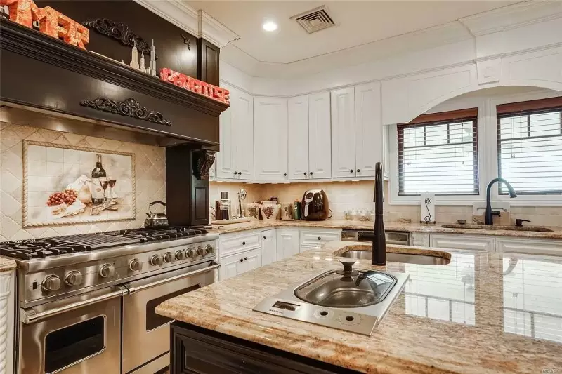 Small Kitchen Design