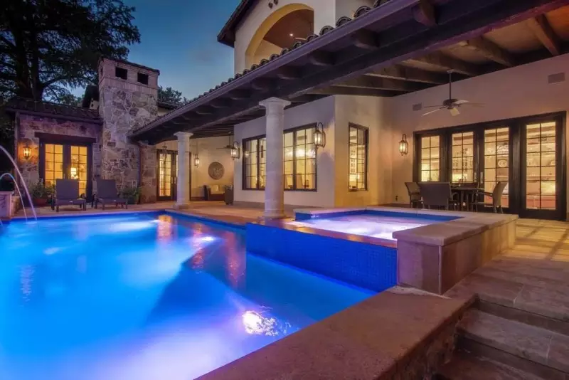 Outdoor Patio Pool