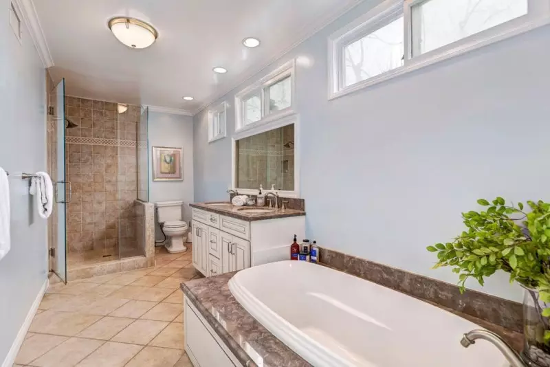 Bathroom Tiles Design