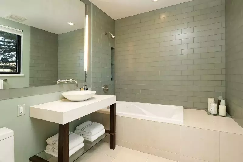 Small Bathroom Designs with Shower