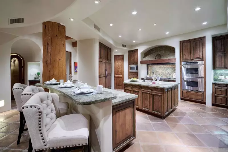 Kitchen Cabinet Design