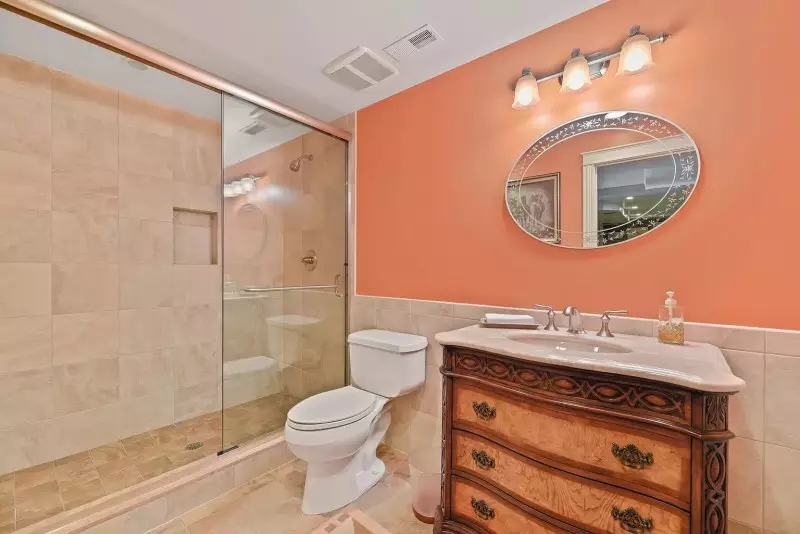 Bathroom Color Ideas