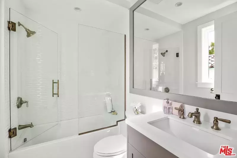 guest bathroom ideas