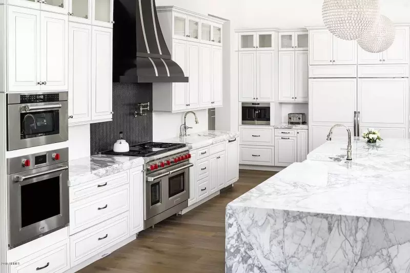 White Kitchen Ideas