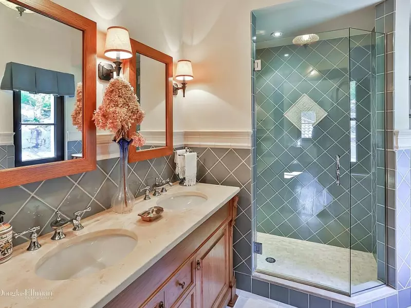 Small Bathroom Remodel Cost